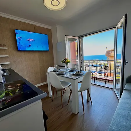 Atlantic Breeze לוס ריאלחוס